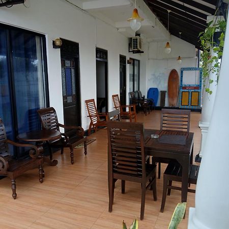 Ashen'S Beach House Bussa Екстериор снимка