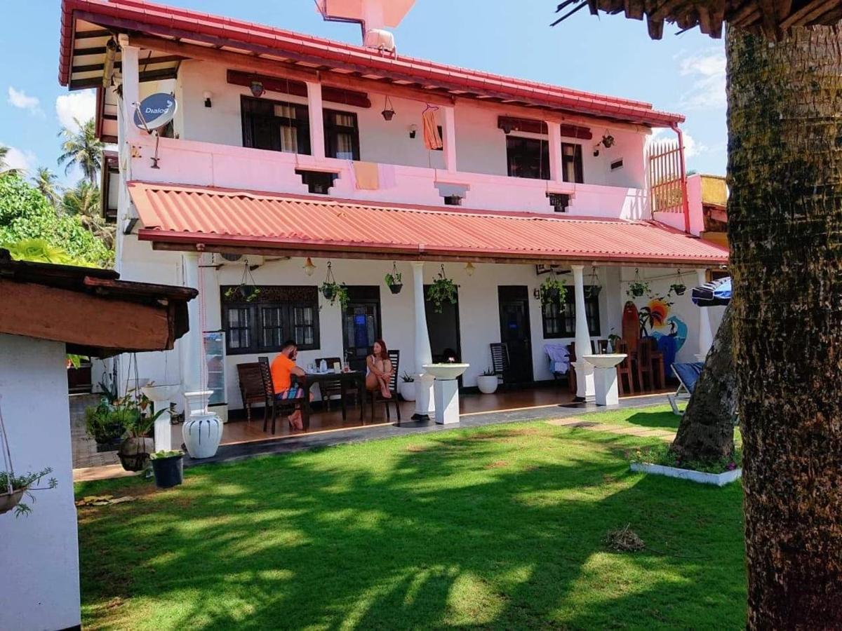 Ashen'S Beach House Bussa Екстериор снимка