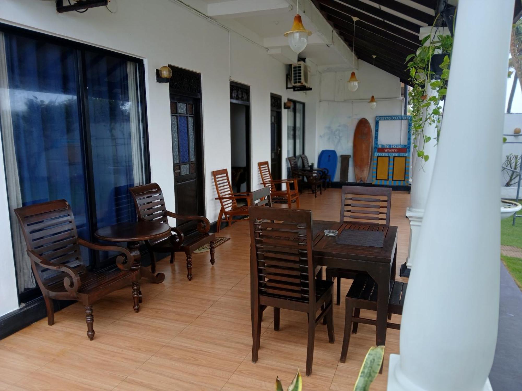 Ashen'S Beach House Bussa Екстериор снимка