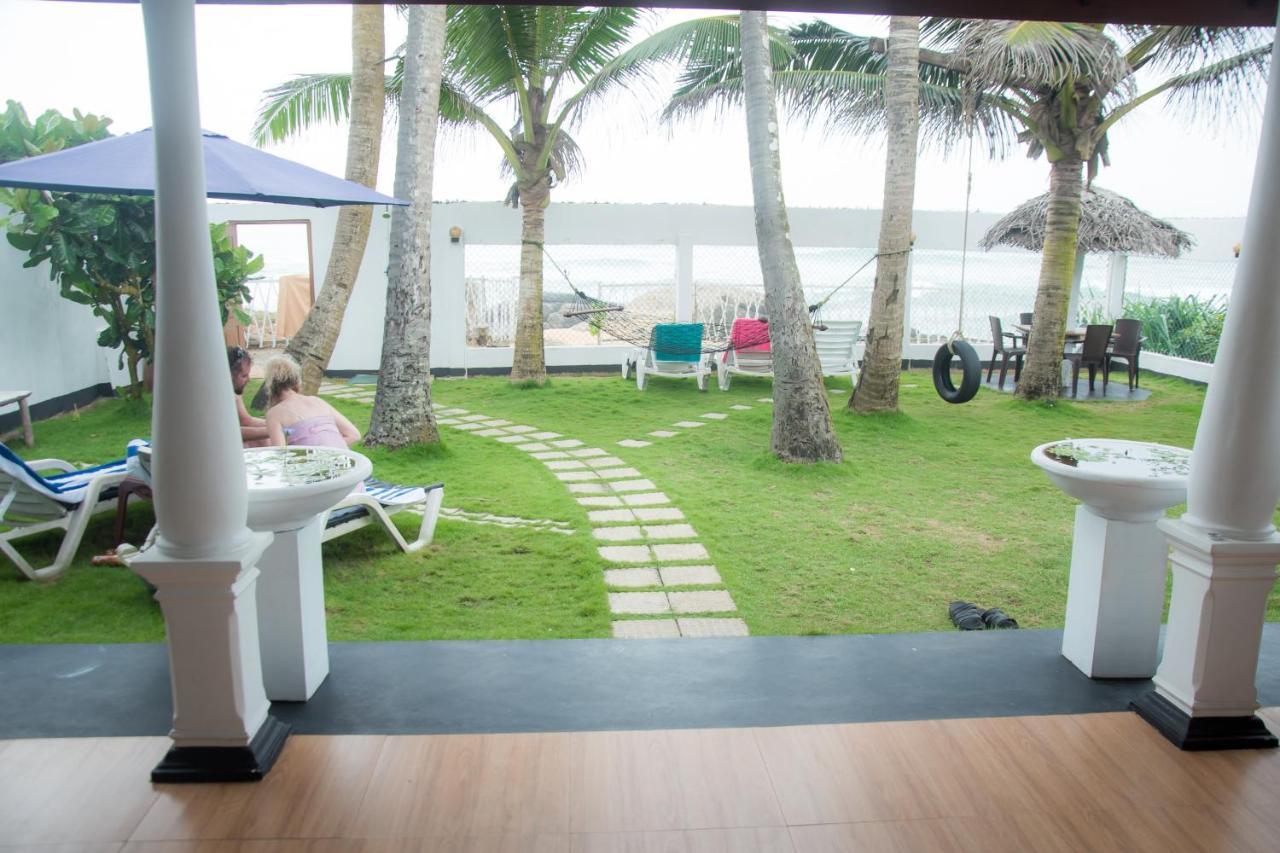 Ashen'S Beach House Bussa Екстериор снимка