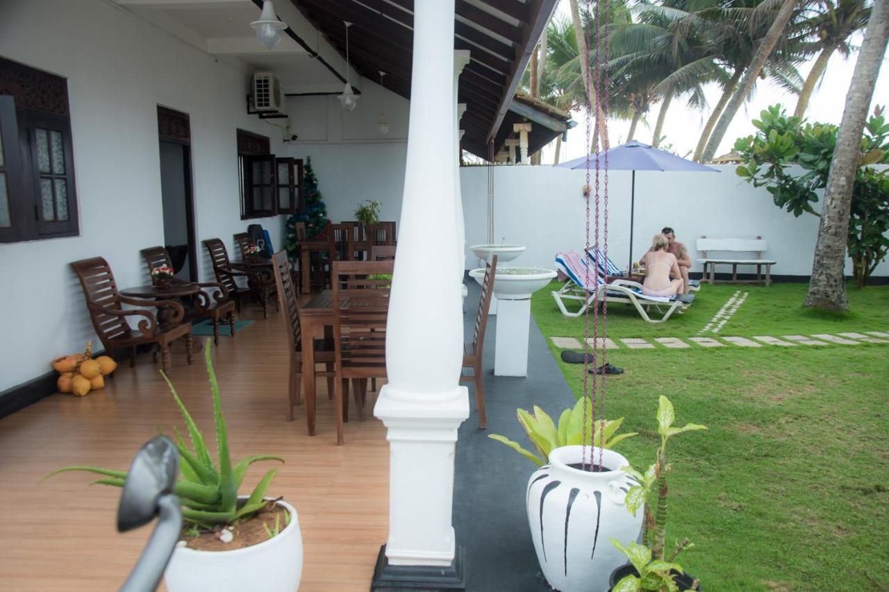 Ashen'S Beach House Bussa Екстериор снимка