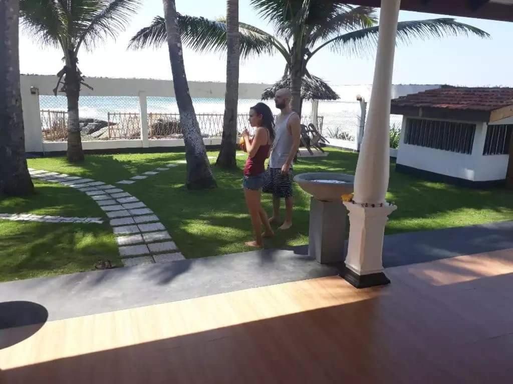 Ashen'S Beach House Bussa Екстериор снимка